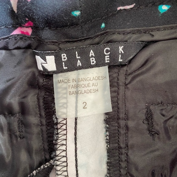 Nygard Black Label Floral Pants - Picture 6 of 7